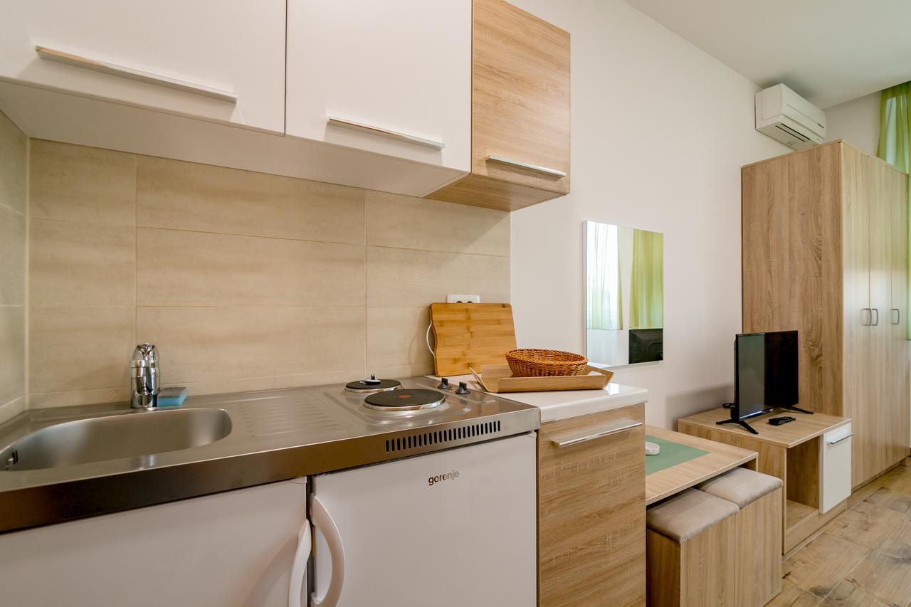 Apartmani Luka Meljine Exterior photo